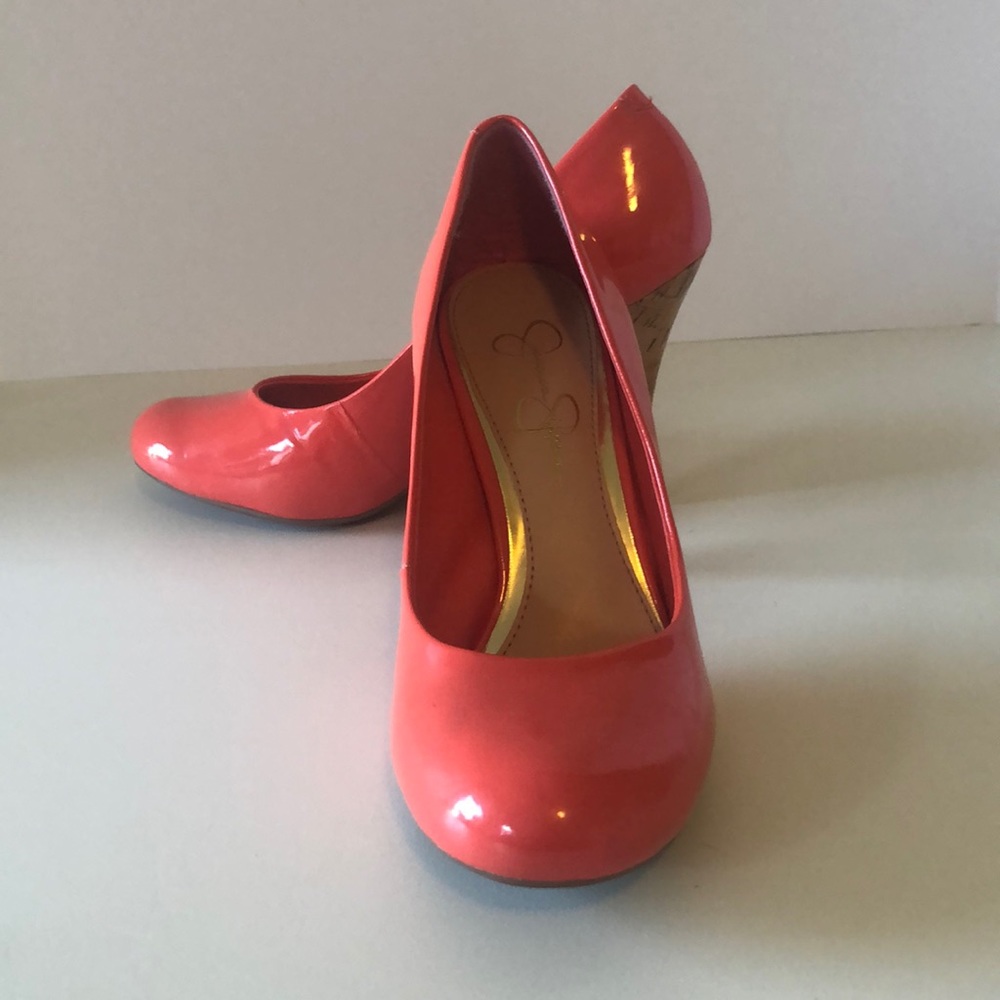 Jessica Simpson pumps.